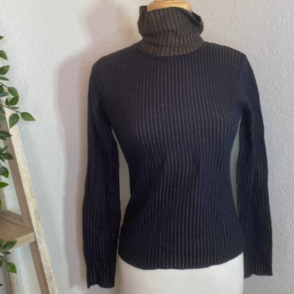 Spanner Novelty Rip Tuttle neck style F08179